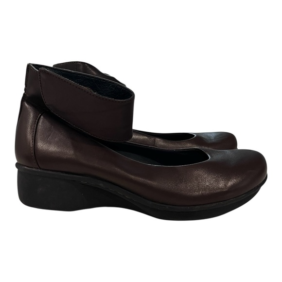 Dansko Lulu Dark Brown Leather Mary Janes Ankle Strap Wedges Size - Picture 2 of 16